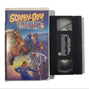 🍒$10 ea or 3/$20 Scooby-Doo Meets Globetrotters